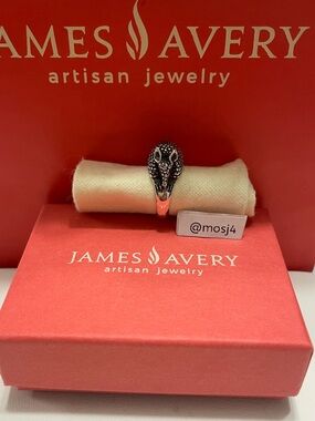 Rare Retired James Avery Armadillo Ring